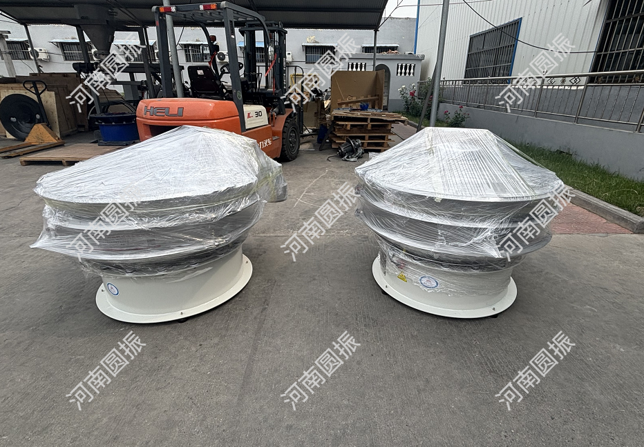 江蘇省常州市2臺超聲波振動篩今日發貨